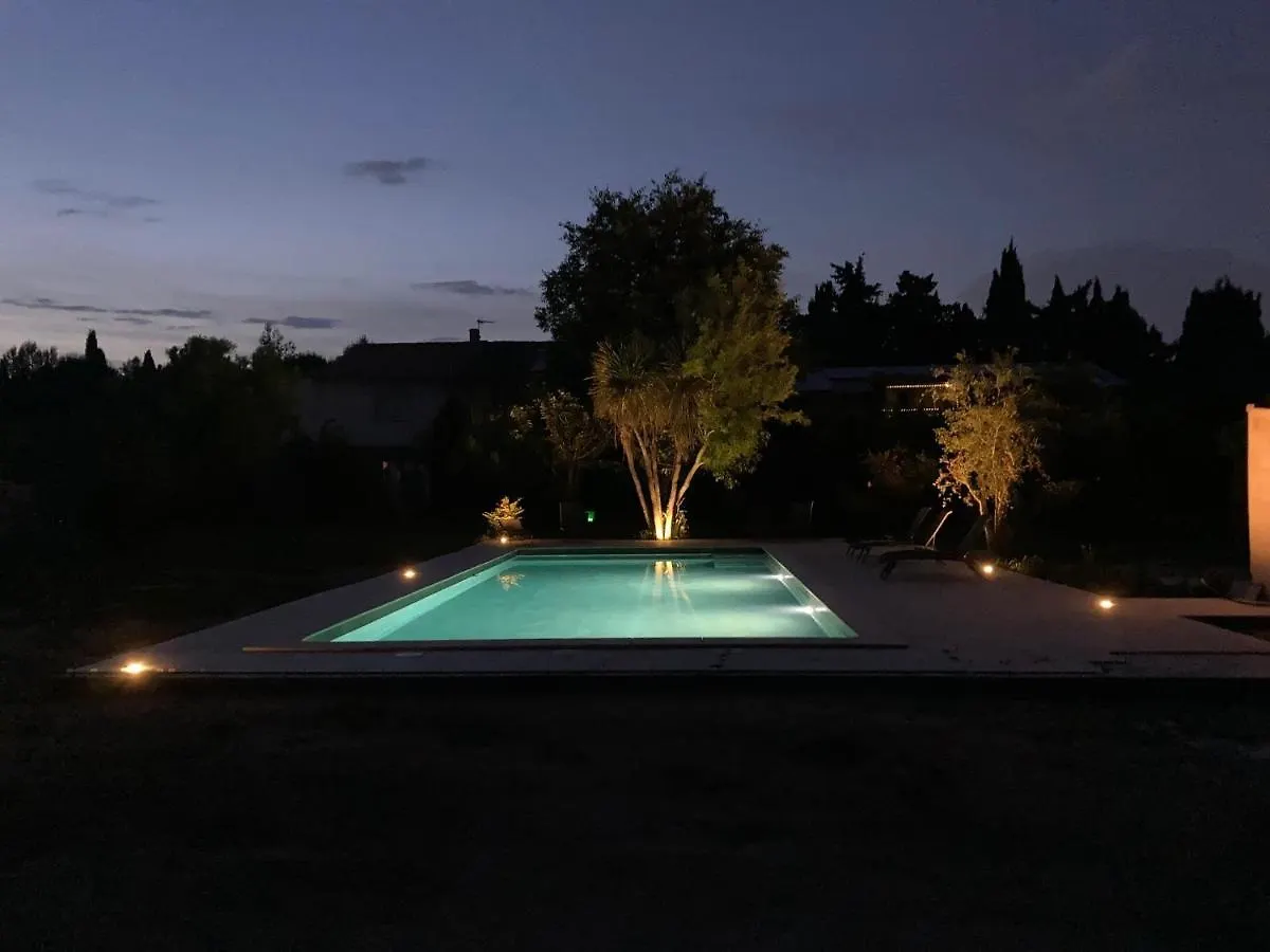 Hotel Mas Du Petit Claux Barbentane 3*,  Francia